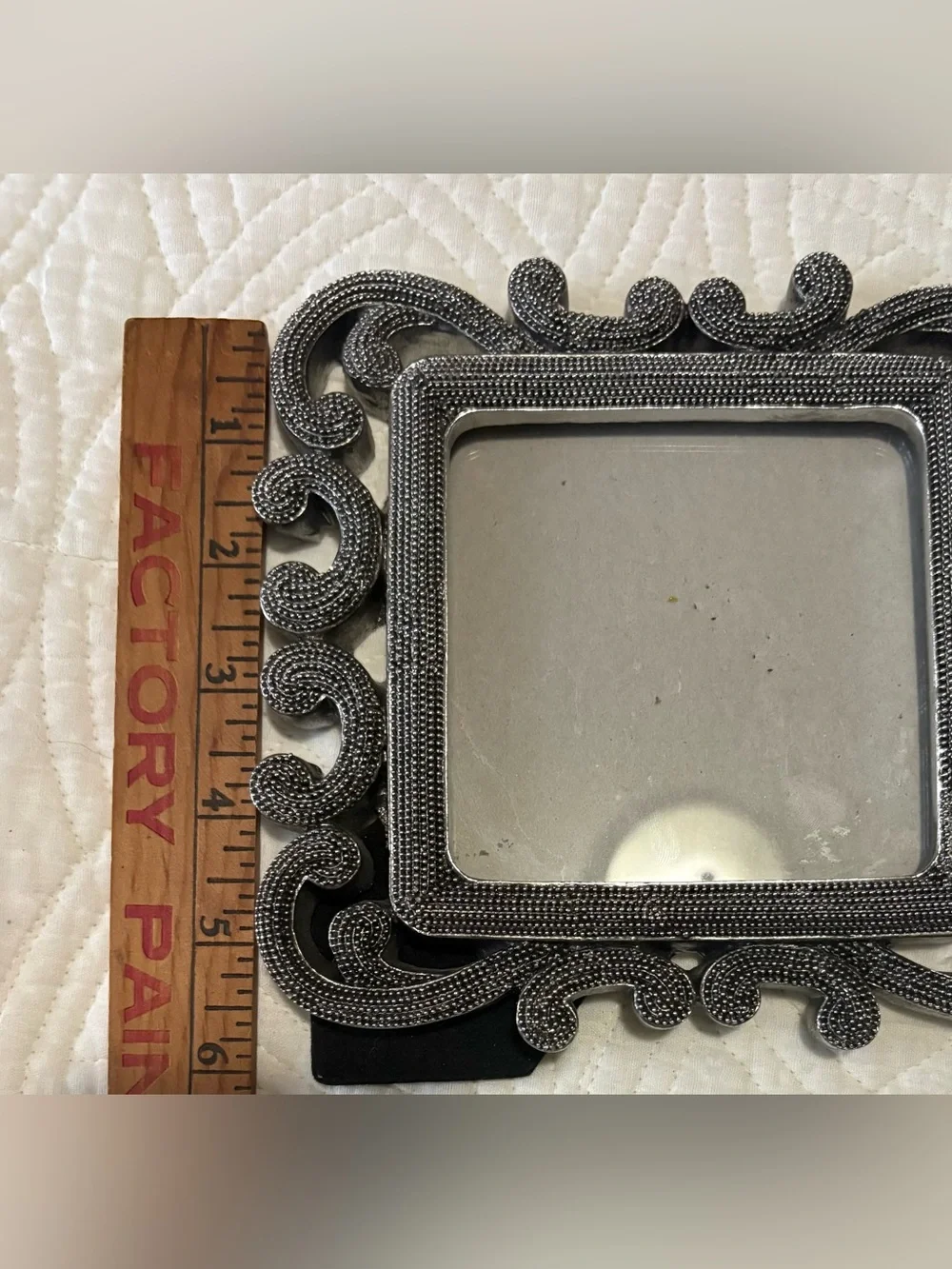 Drexel Heritage Metal Frame Mini Bobbin Detail 5x5